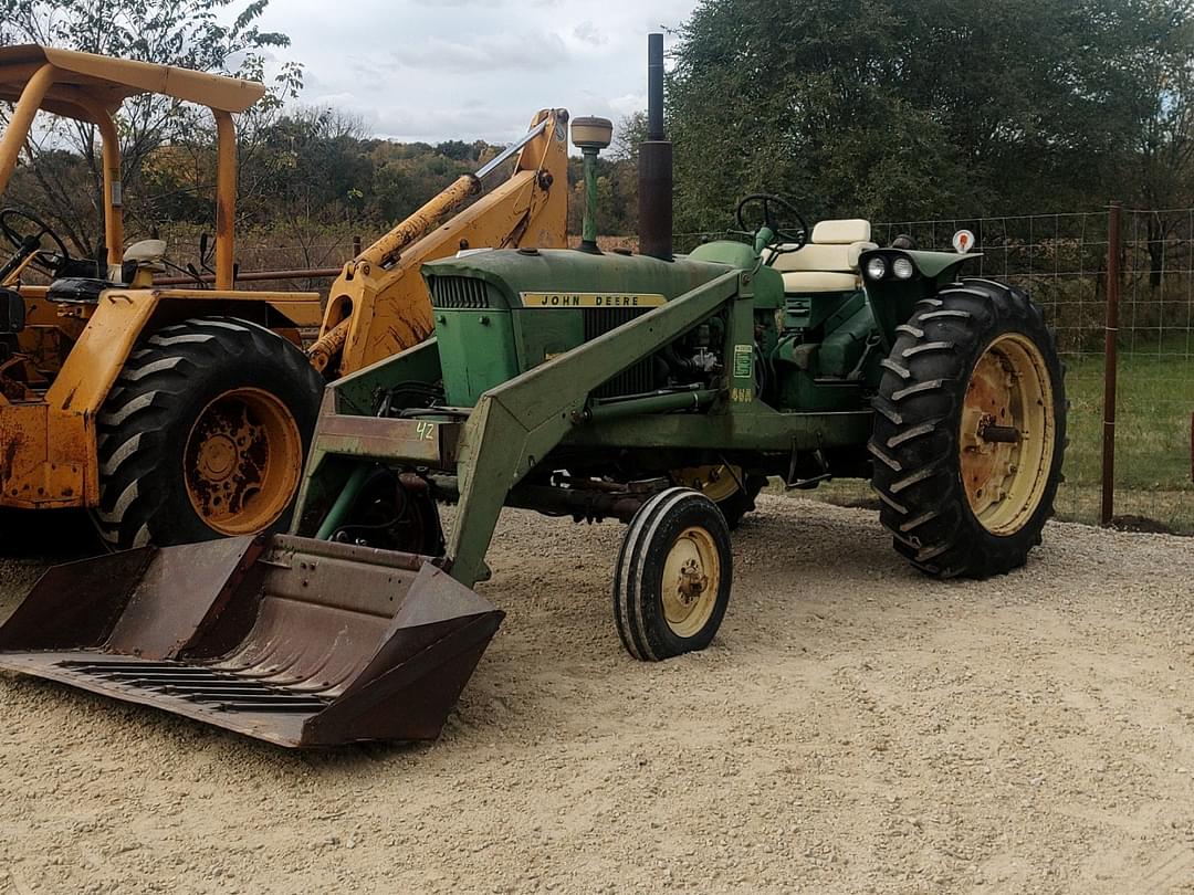 Image of John Deere 3020 Primary image