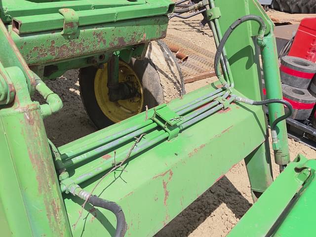 Image of John Deere 3020 equipment image 2