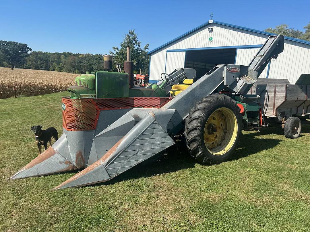 Image of John Deere 3020 Image 1