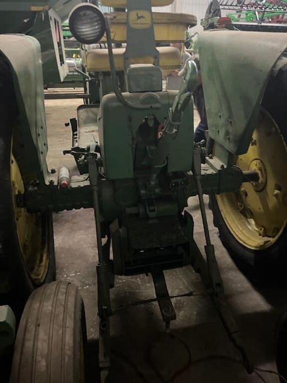 Image of John Deere 3020 equipment image 1