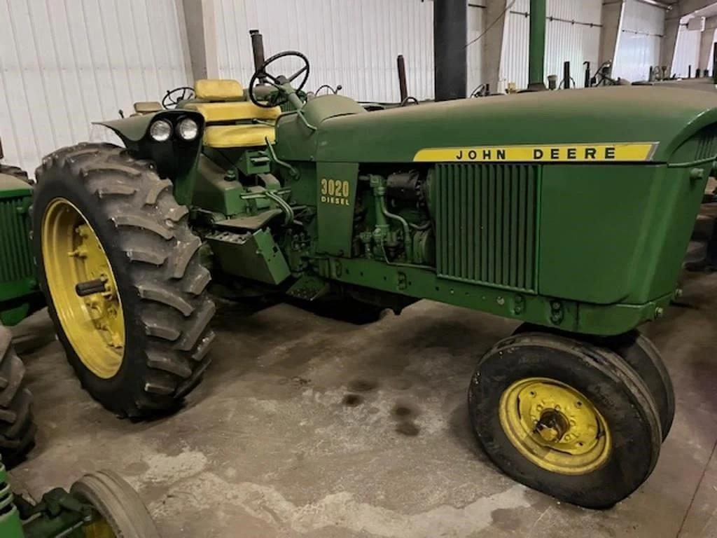 Image of John Deere 3020 Primary image