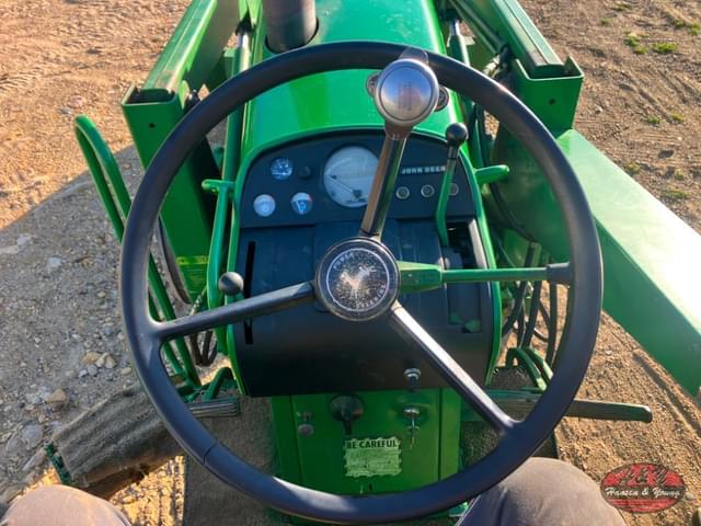 Image of John Deere 3020 equipment image 2