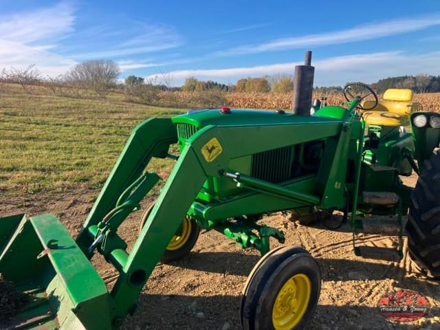 Image of John Deere 3020 equipment image 1