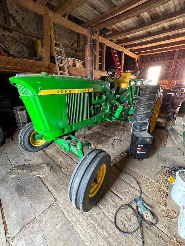 Image of John Deere 3020 Primary image