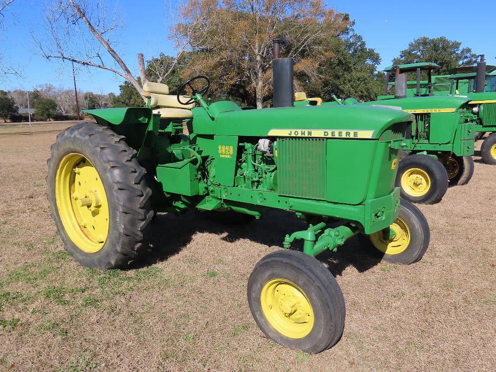 Image of John Deere 3020 Primary image