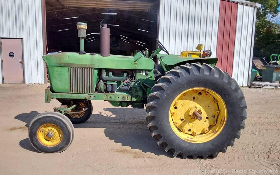 Image of John Deere 3020 Primary Image