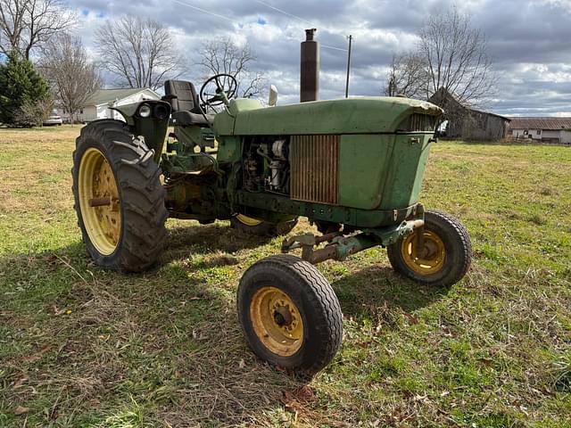 Image of John Deere 3020 equipment image 3