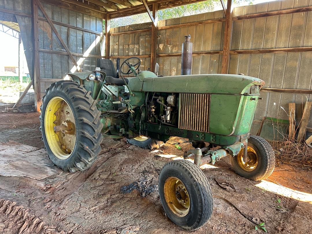 Image of John Deere 3020 Primary image