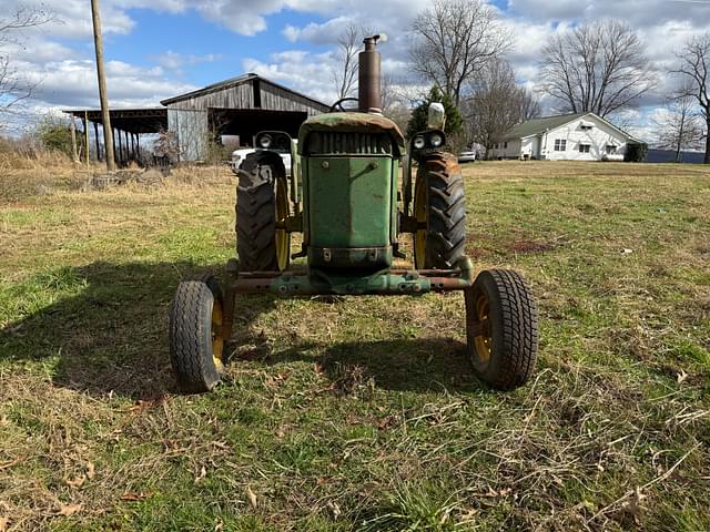 Image of John Deere 3020 equipment image 2