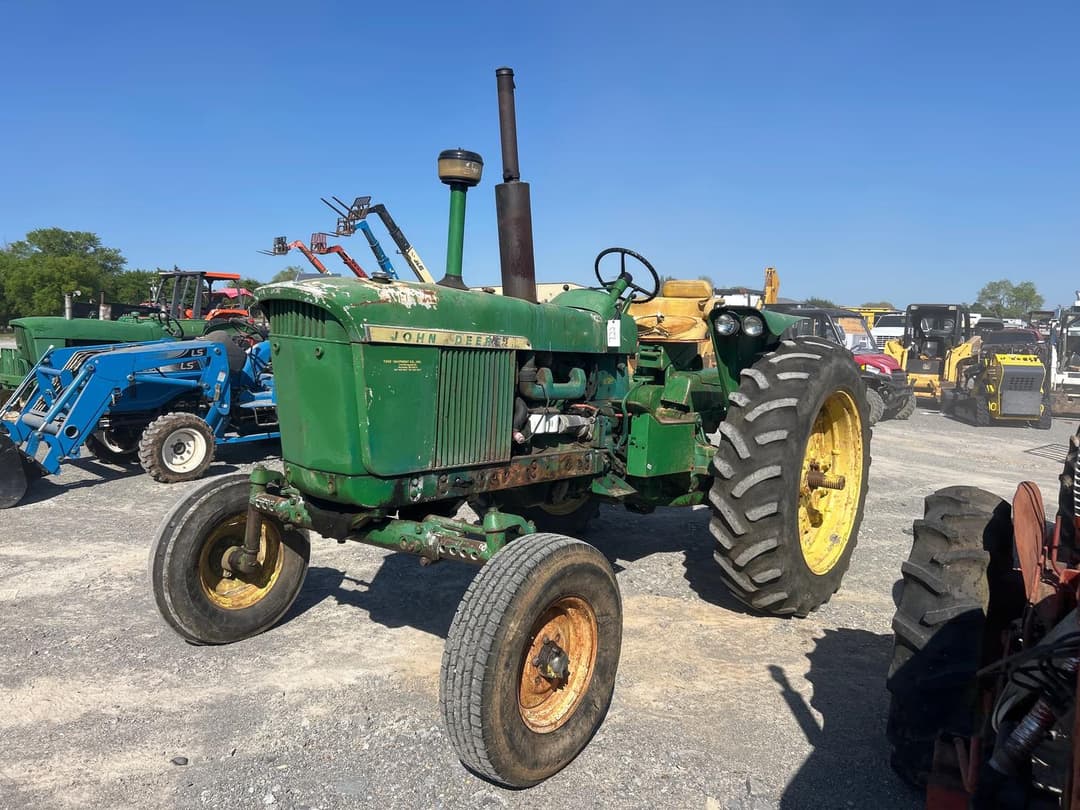 Image of John Deere 3020 Primary image