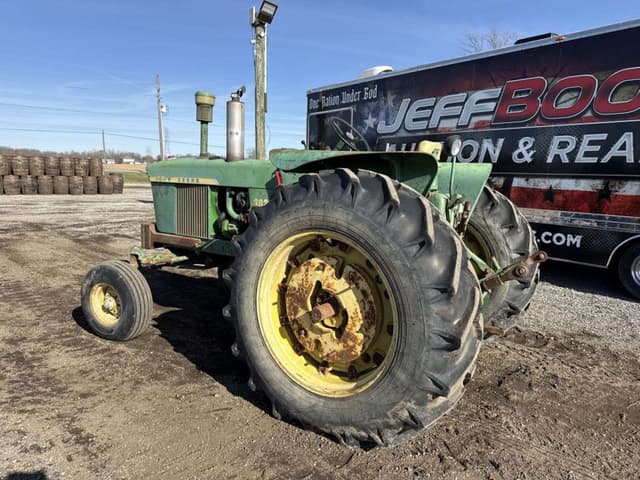 Image of John Deere 3020 equipment image 2