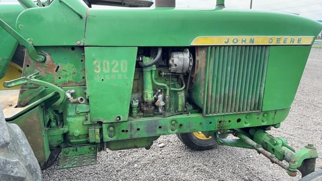 Image of John Deere 3020 equipment image 4