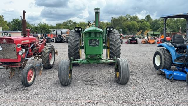 Image of John Deere 3020 equipment image 1