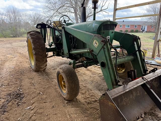 Image of John Deere 3020 equipment image 2