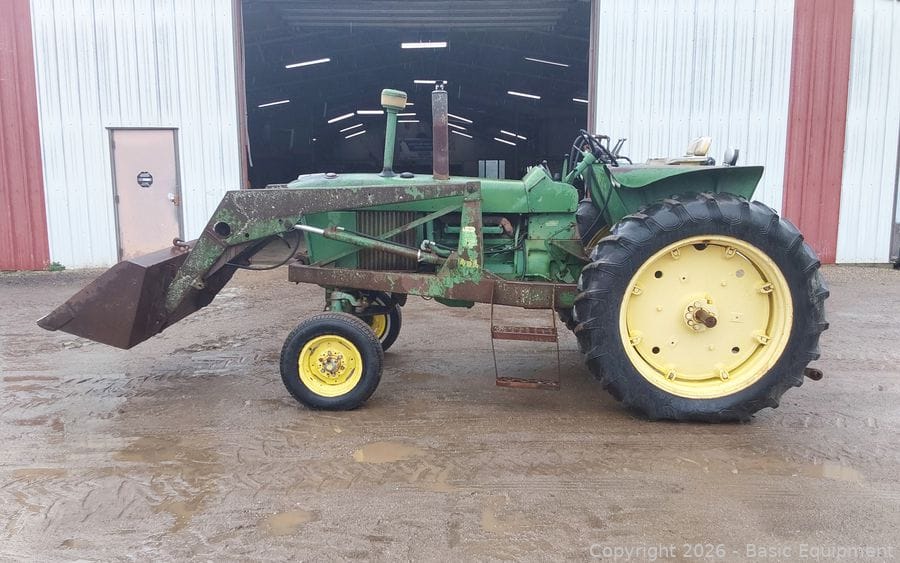 John Deere 3020 Equipment Image0