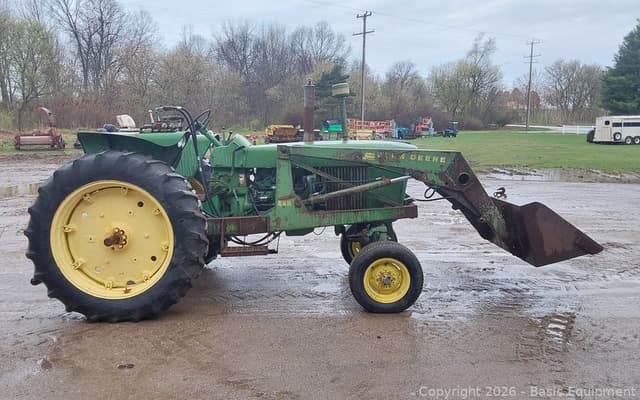 Image of John Deere 3020 equipment image 4