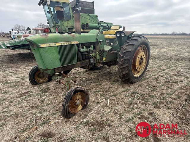 Image of John Deere 3020 equipment image 1