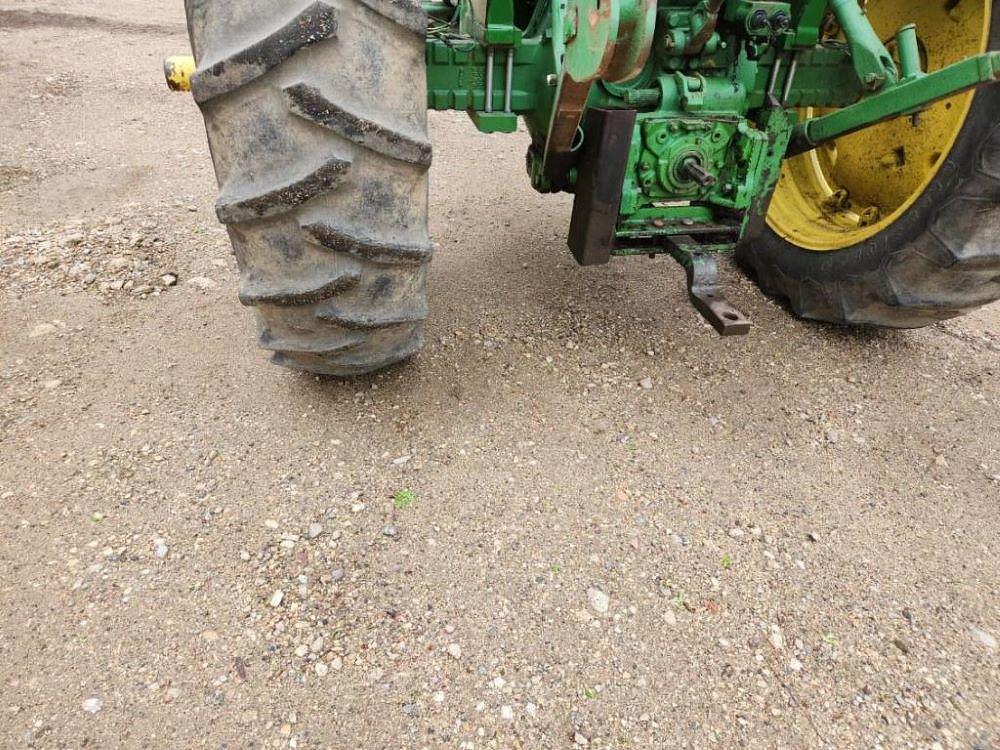 Main image John Deere 3020 12
