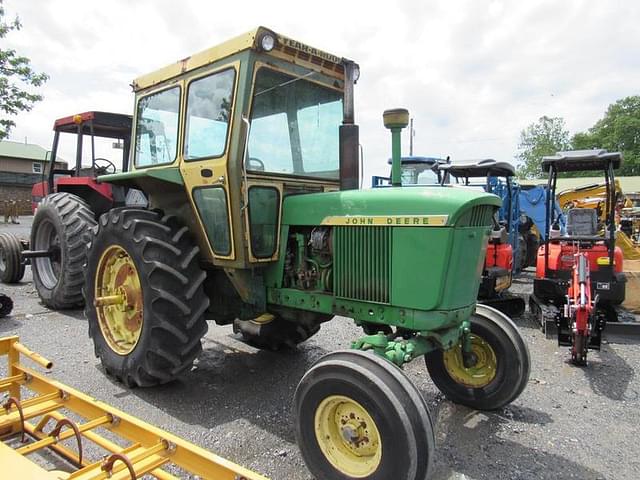 Image of John Deere 3020 equipment image 3