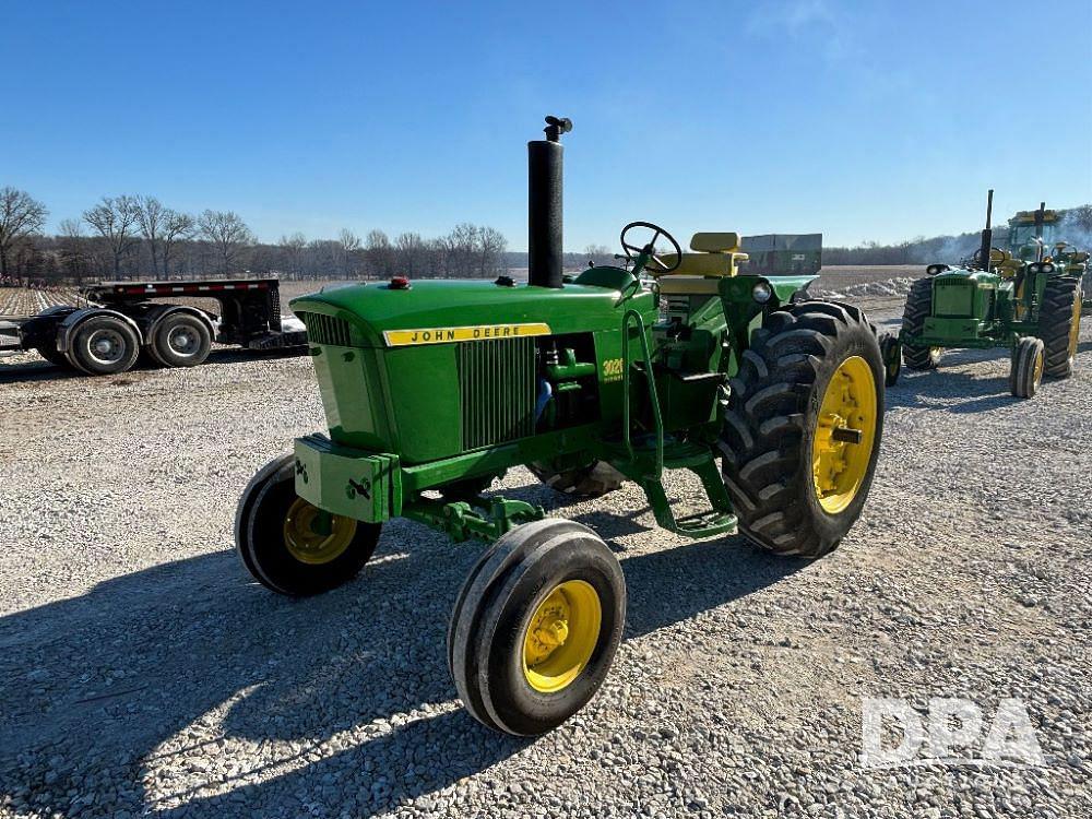 Image of John Deere 3020 Primary image