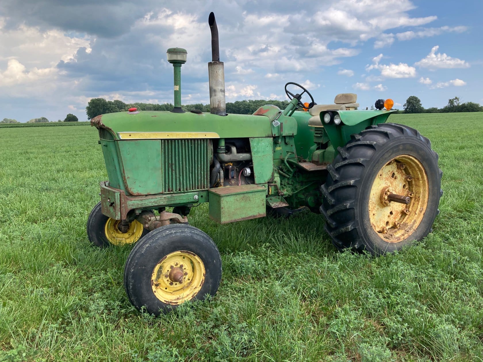 John Deere 3020 Equipment Image0