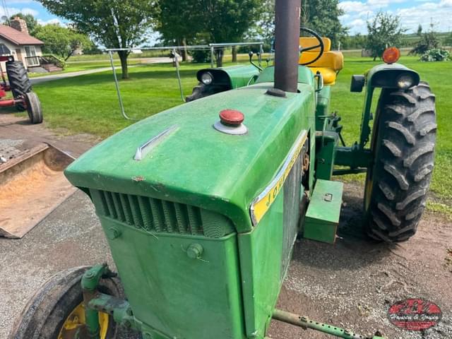 Image of John Deere 3020 equipment image 3