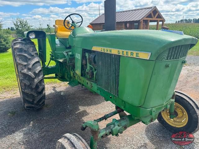 Image of John Deere 3020 equipment image 1