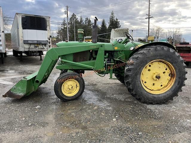 Image of John Deere 3020 equipment image 2