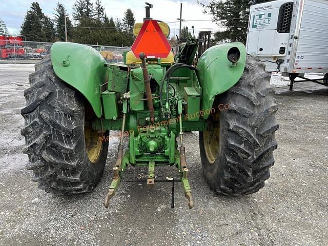 Image of John Deere 3020 equipment image 4