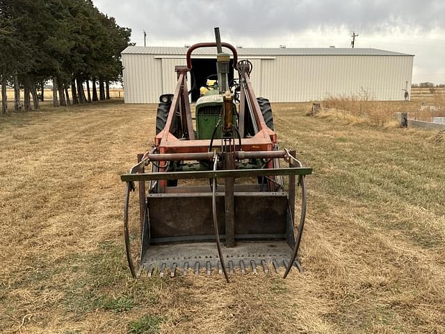 Image of John Deere 3020 equipment image 2