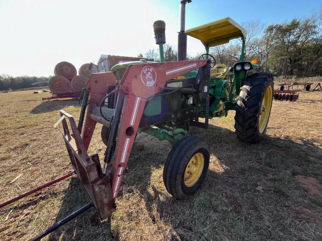 Image of John Deere 3020 Primary image