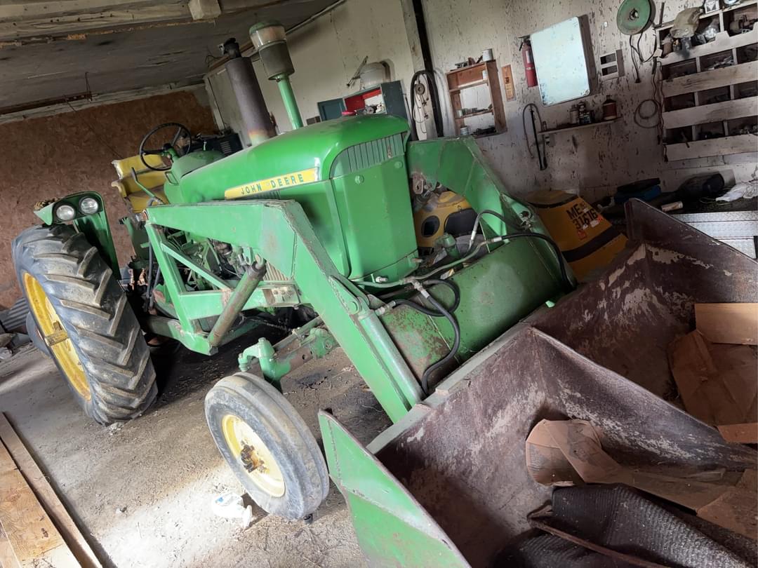 Image of John Deere 3020 Primary image