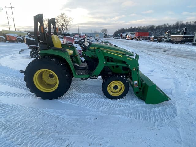 Image of John Deere 3025E equipment image 3