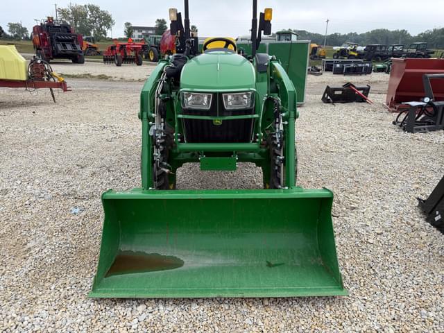Image of John Deere 3025D equipment image 2