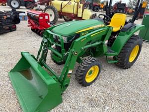 John Deere 3025D Image