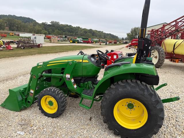 Image of John Deere 3025D equipment image 1