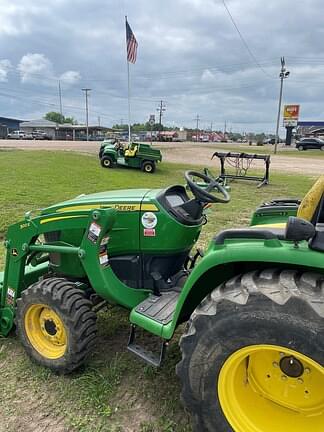 Image of John Deere 3025E equipment image 3