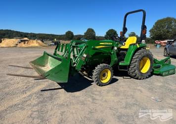 Main image John Deere 3025E