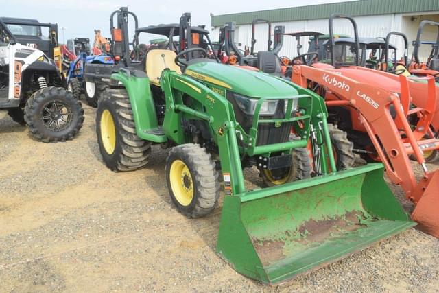 Image of John Deere 3025E equipment image 3