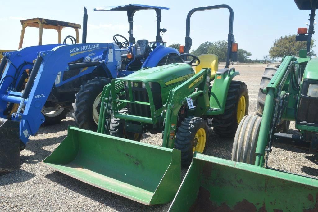 Main image John Deere 3025E