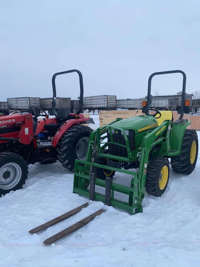 Image of John Deere 3025E equipment image 1