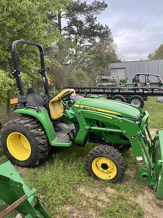 Image of John Deere 3025E equipment image 1