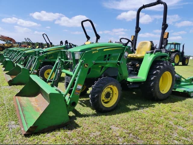 Image of John Deere 3025E equipment image 1