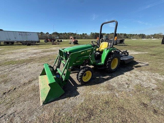 John Deere 3025E Equipment Image0