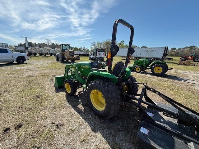 Image of John Deere 3025E equipment image 2