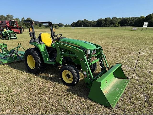 Image of John Deere 3025E equipment image 3