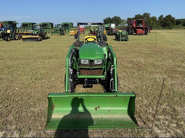 Image of John Deere 3025E equipment image 2