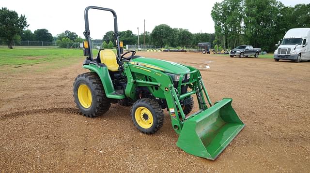 Image of John Deere 3025E equipment image 1