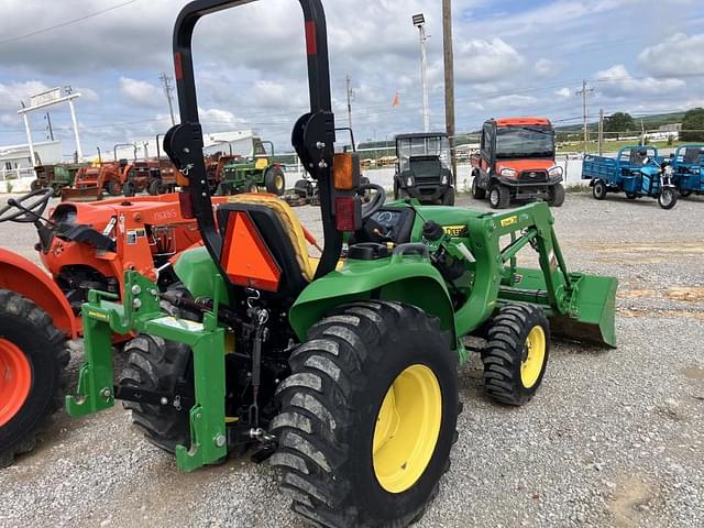 Image of John Deere 3025E equipment image 2