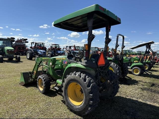Image of John Deere 3025E equipment image 4